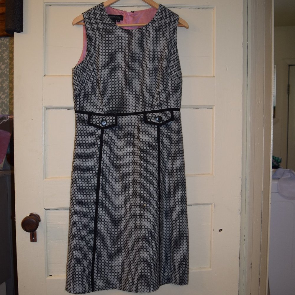 Vintage shift pattered dress